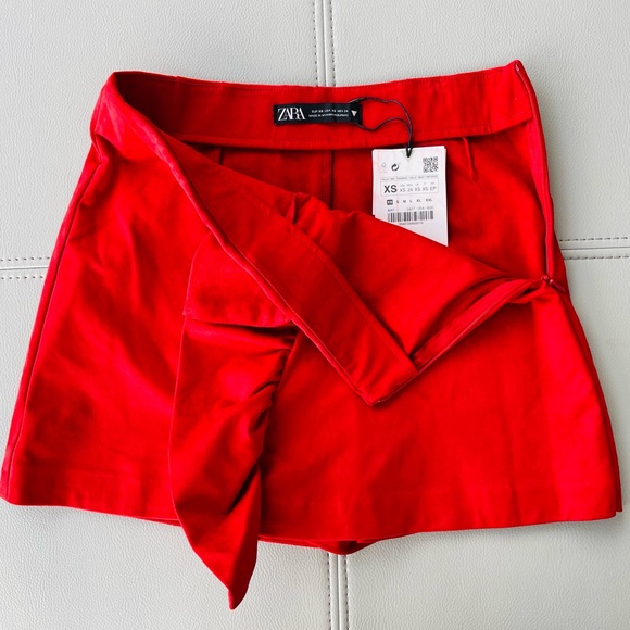 NWT! ZARA Faux Suede Asymmetrical Ruffle Skort Shorts Mini Skirt in RED Size XS - Picture 16 of 16